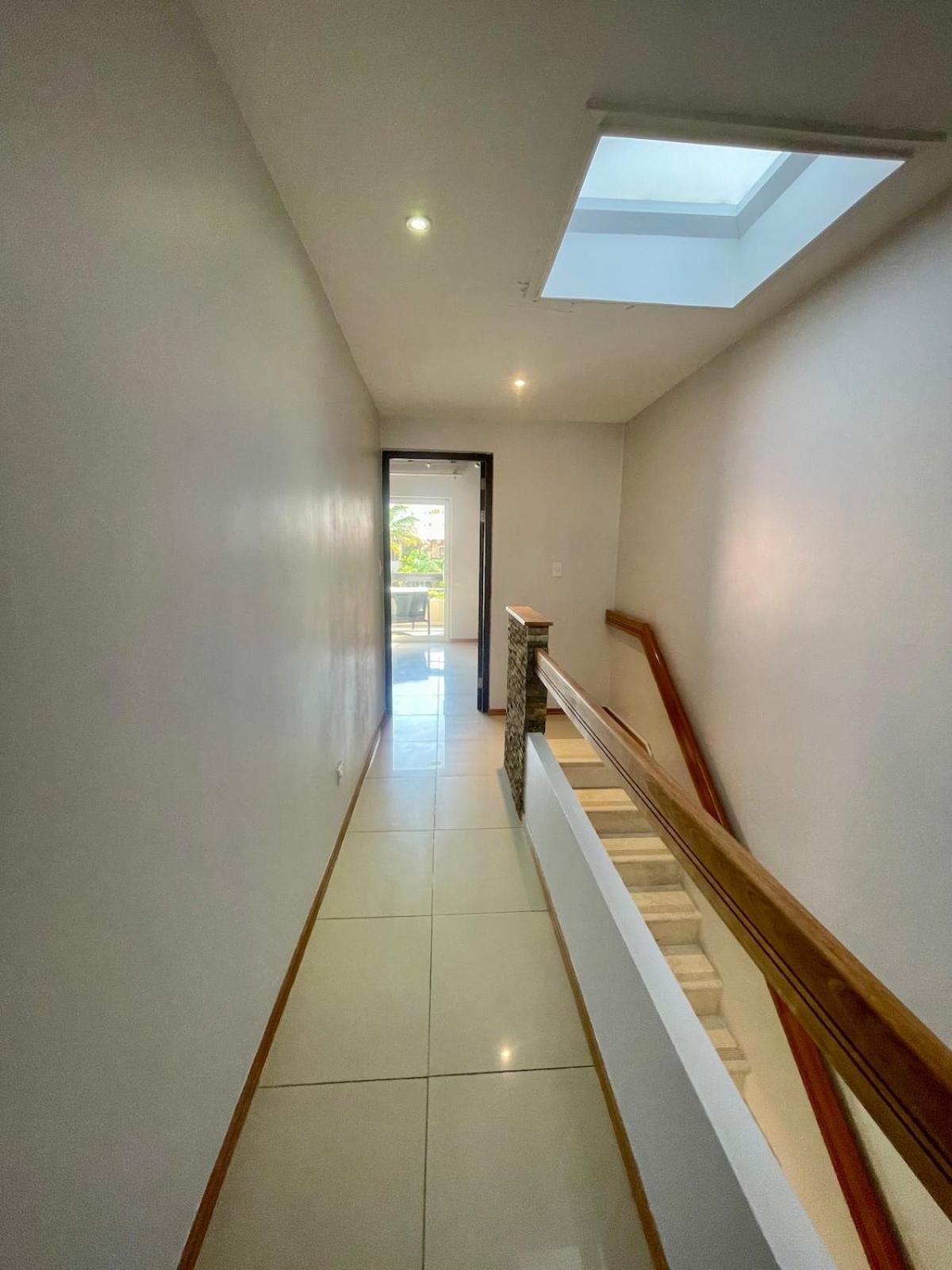 Eagle Beach Luxury House, Walking Distance To The Beach Palm Beach Bagian luar foto